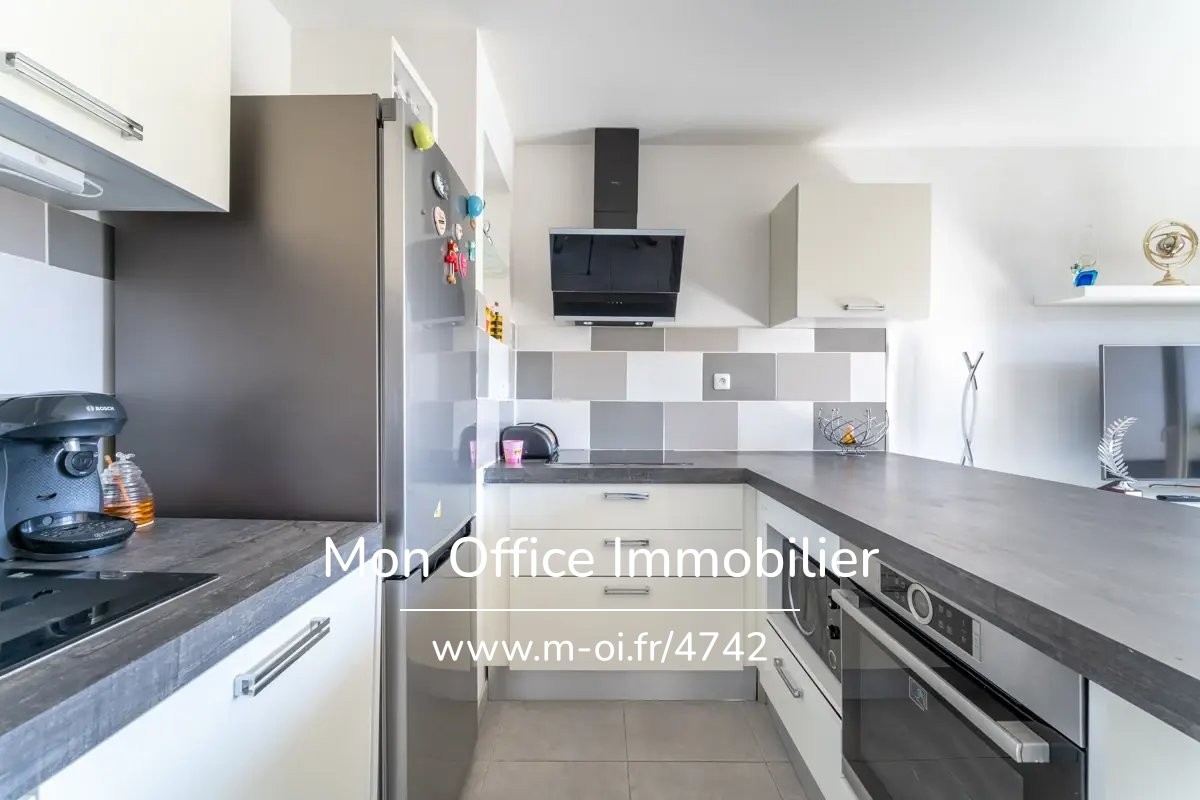 Vente Appartement à Marseille 11e arrondissement 3 pièces