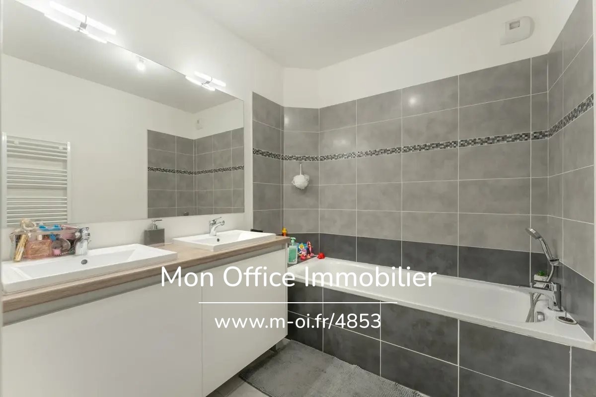 Vente Appartement à Marseille 11e arrondissement 3 pièces