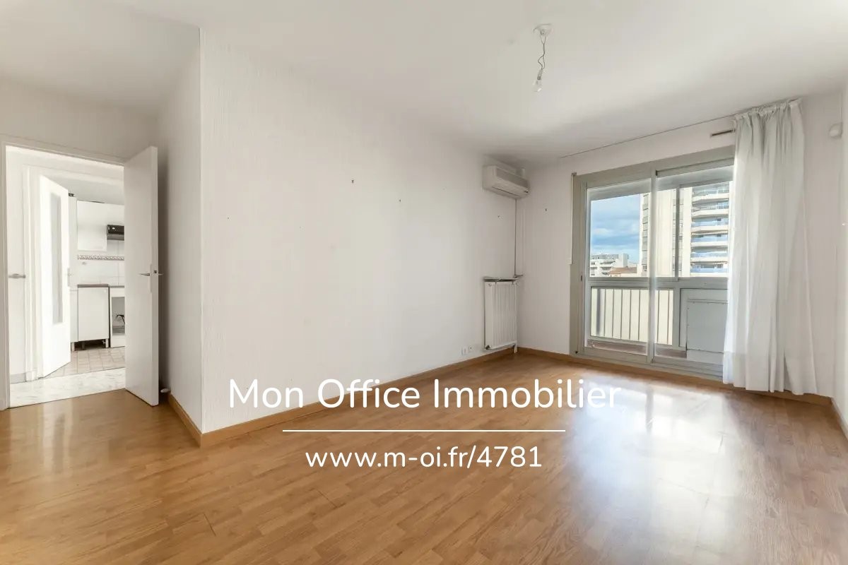 Vente Appartement à Marseille 8e arrondissement 3 pièces