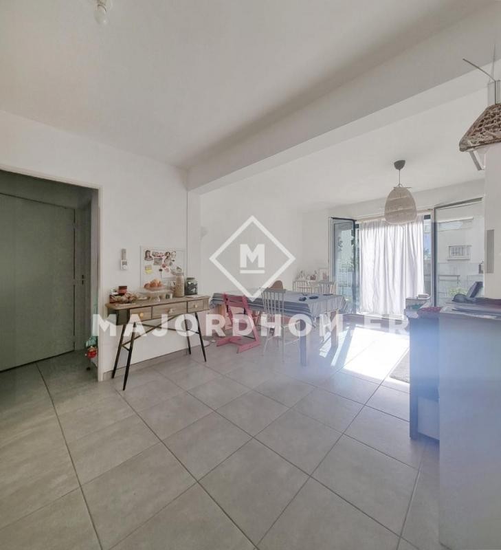 Vente Appartement à Marseille 6e arrondissement 3 pièces