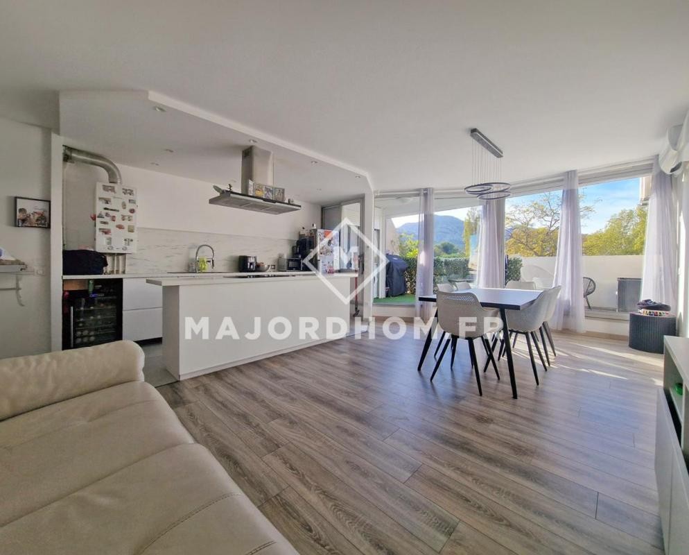 Vente Appartement à Marseille 8e arrondissement 4 pièces