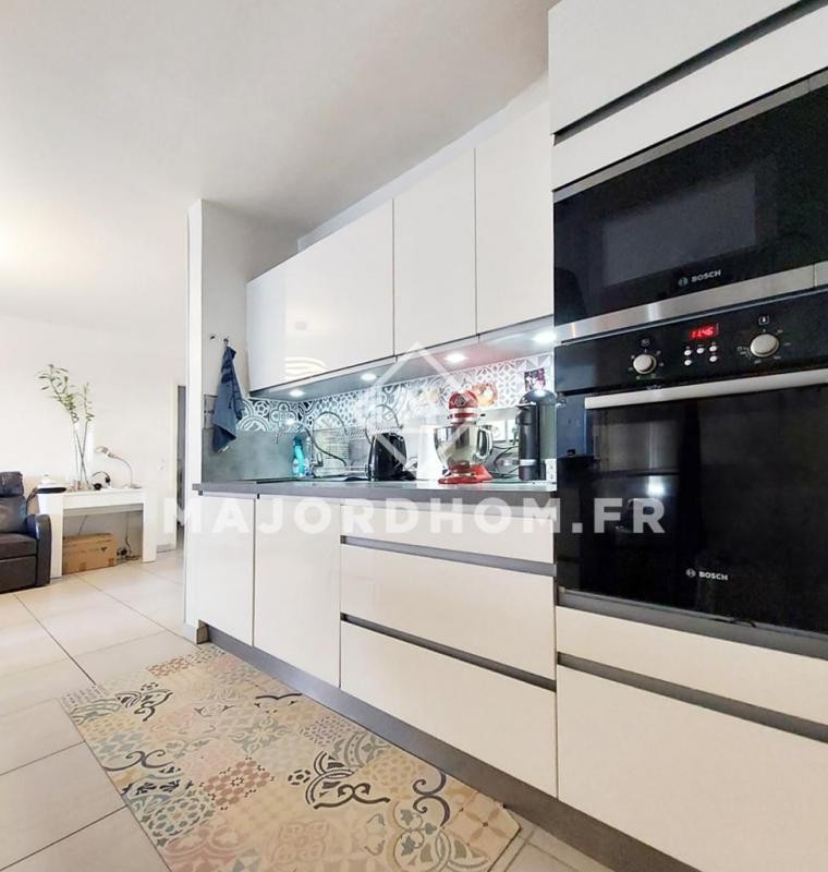 Vente Appartement à Marseille 8e arrondissement 4 pièces