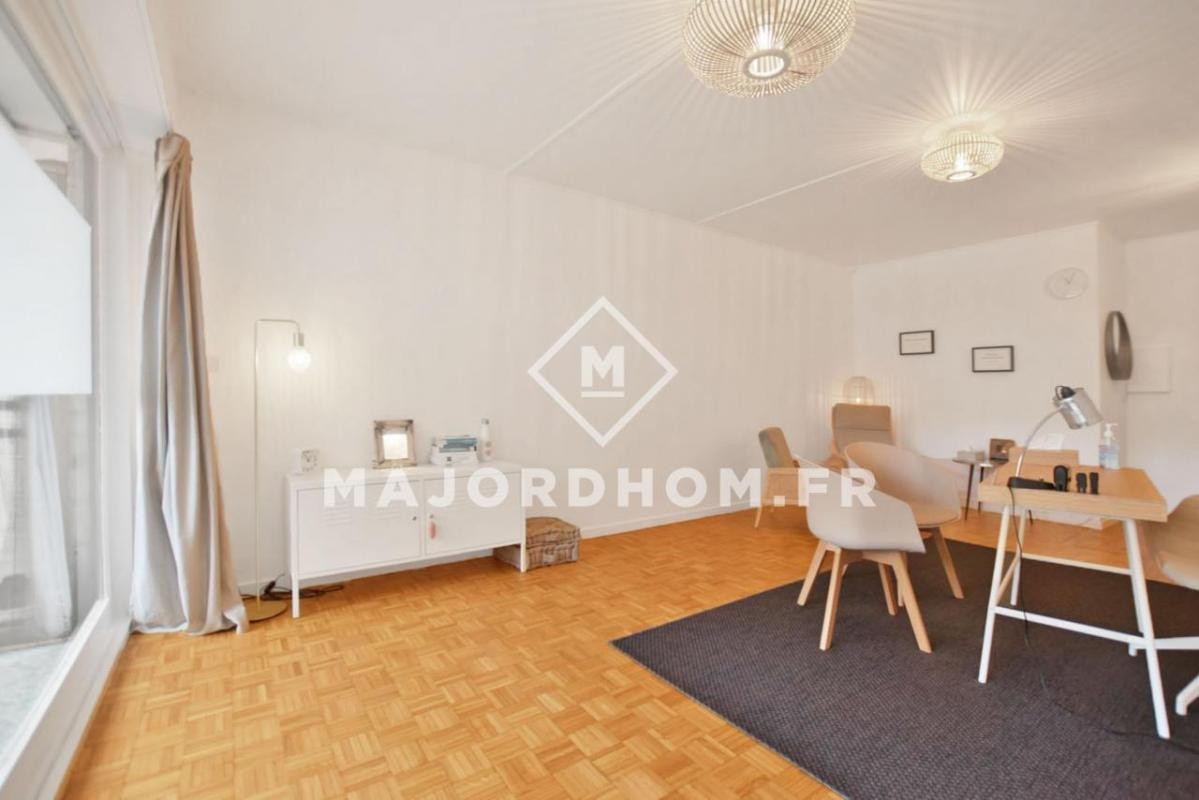 Vente Appartement à Marseille 6e arrondissement 4 pièces