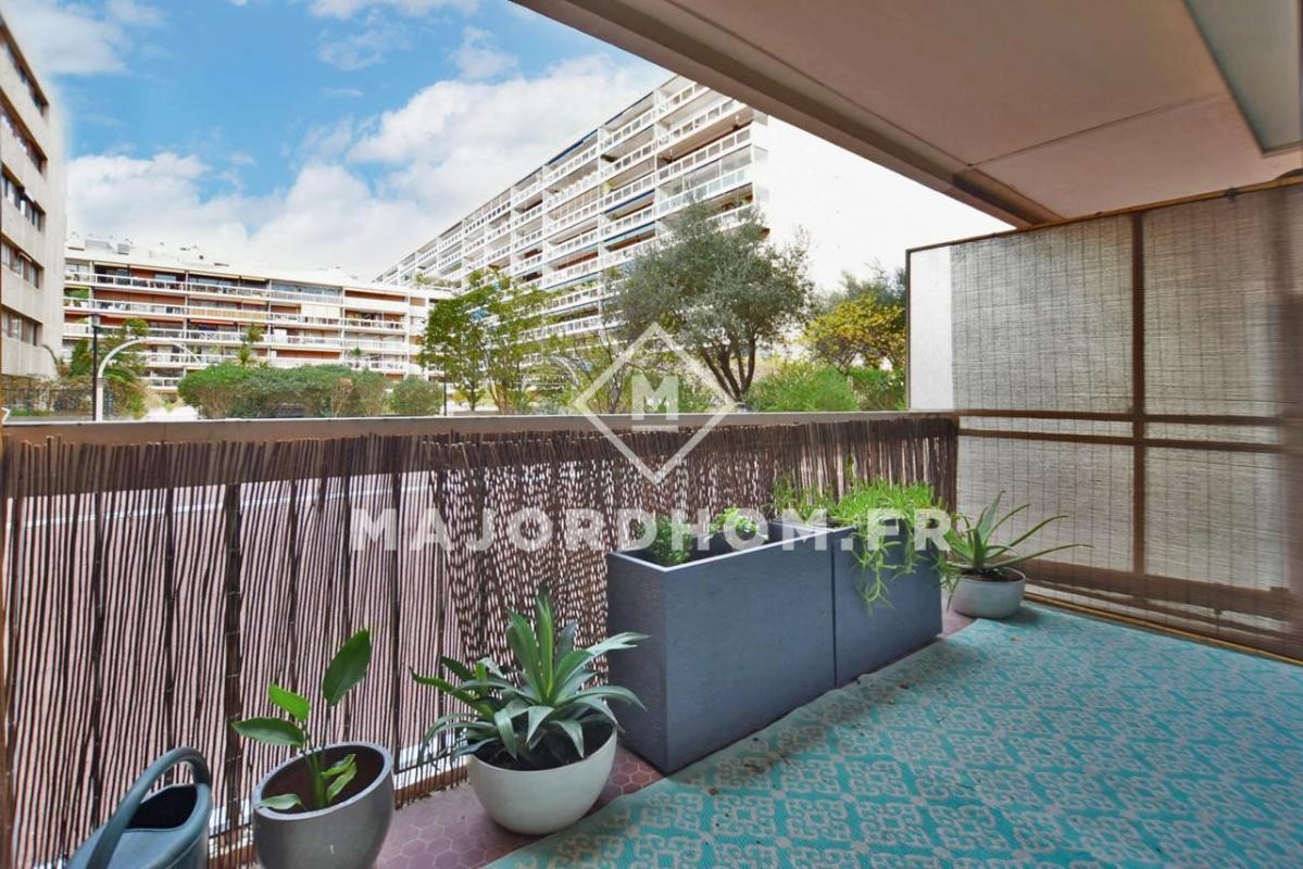 Vente Appartement à Marseille 6e arrondissement 4 pièces