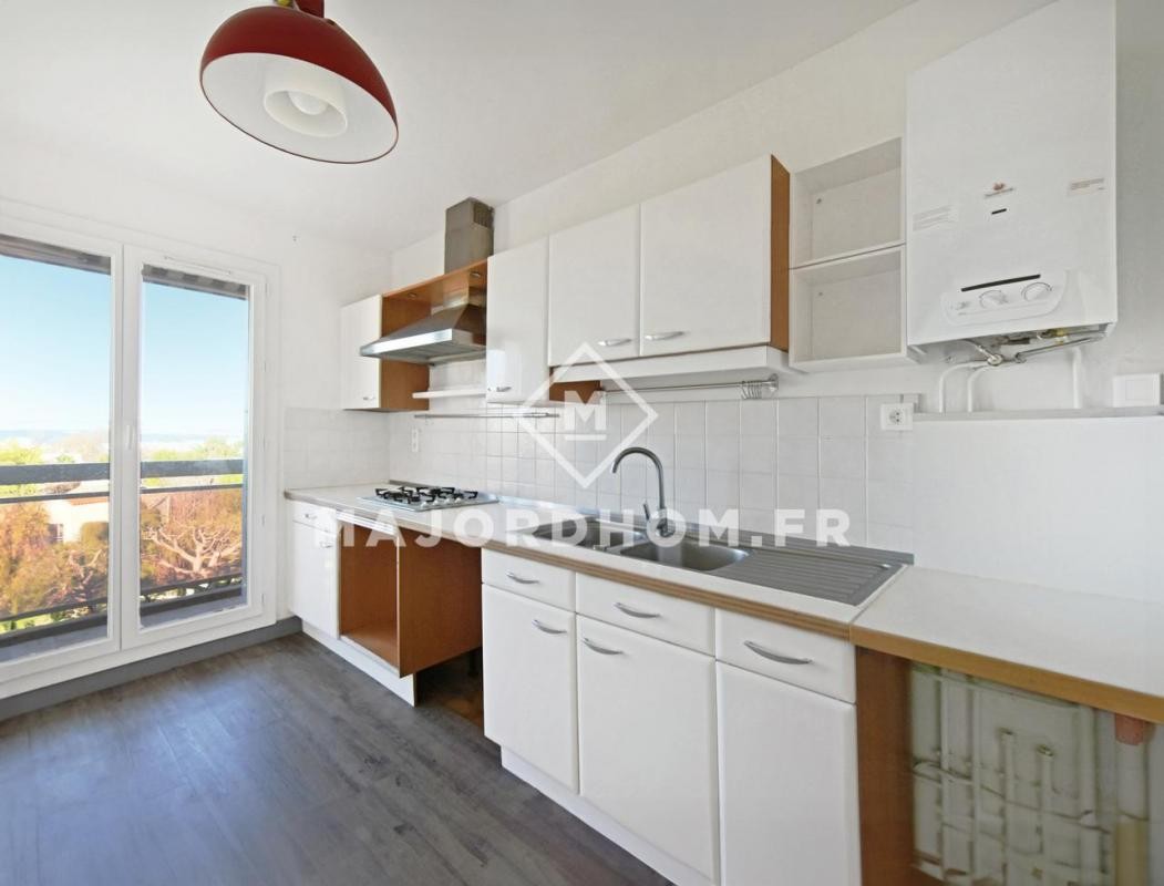 Vente Appartement à Marseille 8e arrondissement 3 pièces