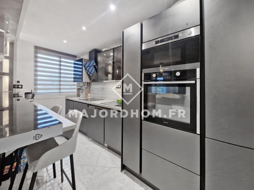 Vente Appartement à Marseille 5e arrondissement 3 pièces