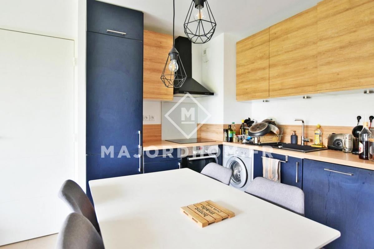 Vente Appartement à Marseille 8e arrondissement 3 pièces