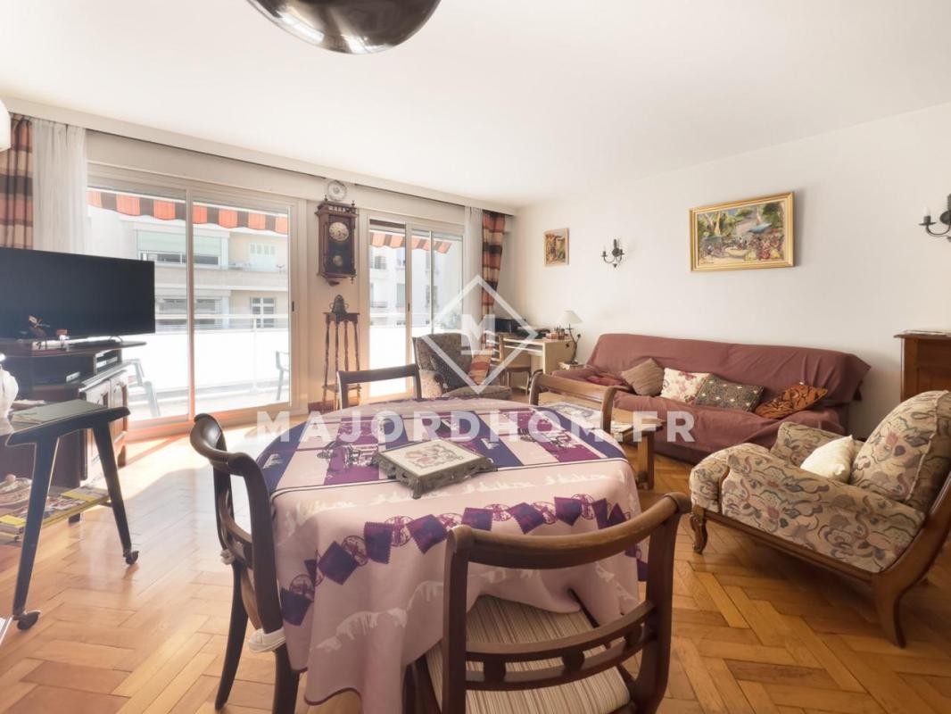 Vente Appartement à Marseille 8e arrondissement 3 pièces