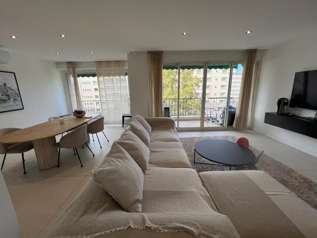 Vente Appartement à Marseille 8e arrondissement 4 pièces