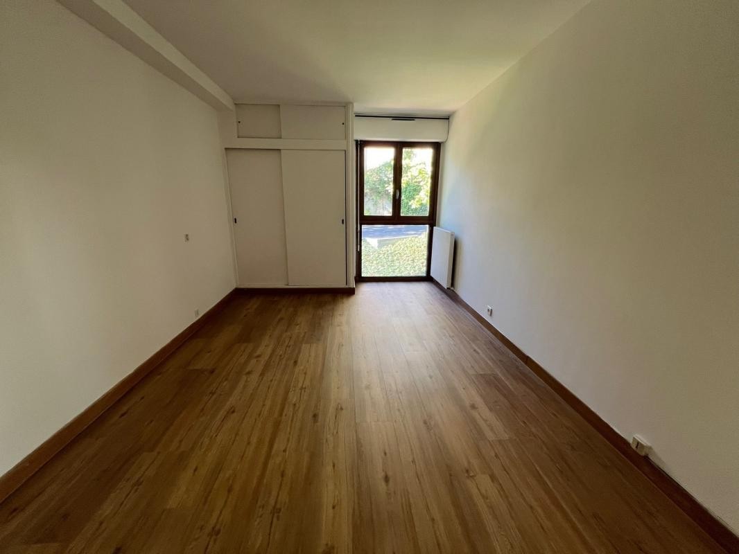 Location Appartement à Aix-en-Provence 4 pièces