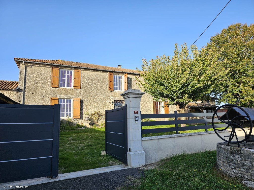 Vente Maison à Verteuil-sur-Charente 6 pièces