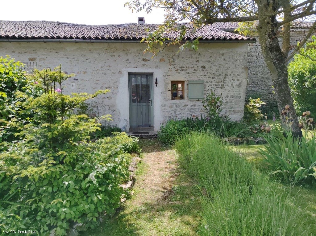 Vente Maison à Villefagnan 5 pièces