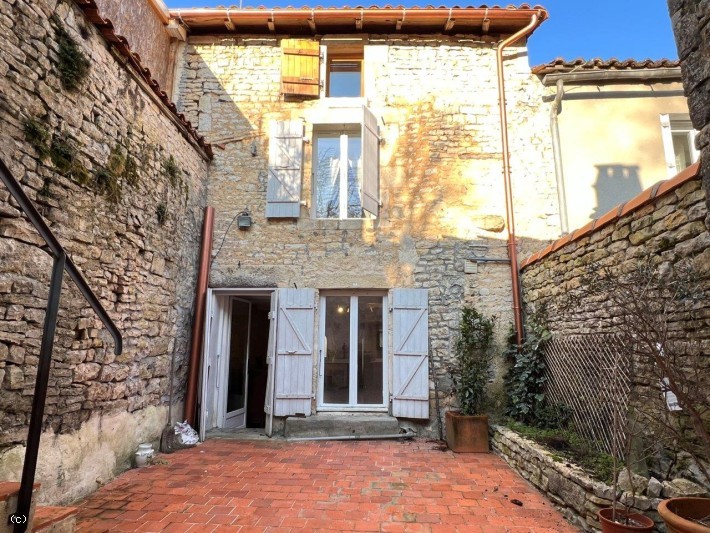 Vente Maison à Verteuil-sur-Charente 5 pièces