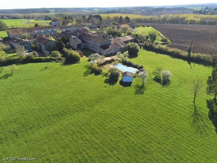 Vente Maison à Cellefrouin 5 pièces