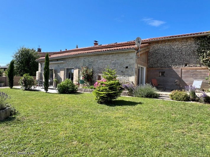 Vente Maison à Verteuil-sur-Charente 4 pièces