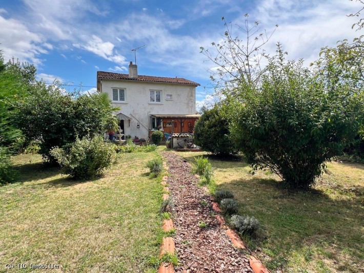 Vente Maison à Charroux 4 pièces