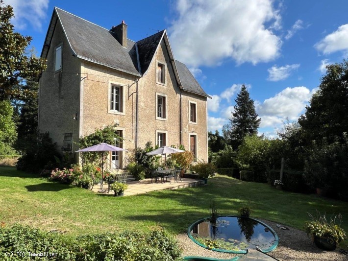 Vente Maison à Charroux 13 pièces