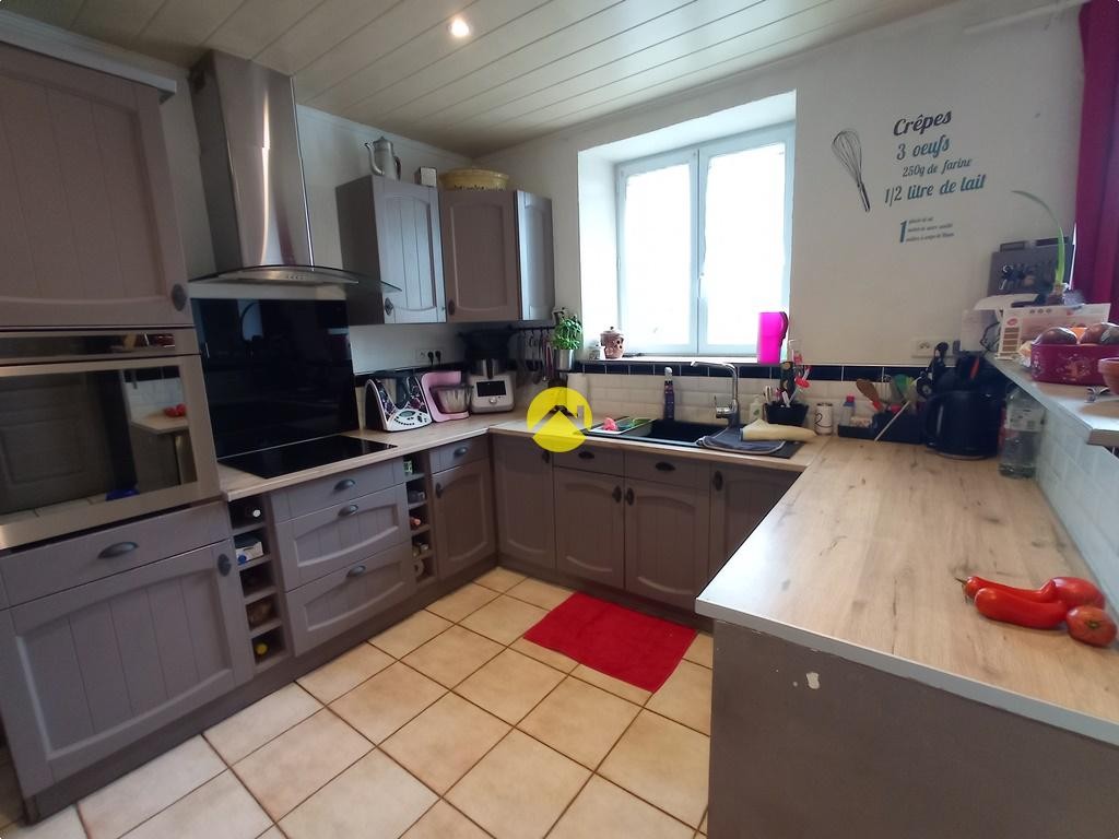 Vente Maison à Chantelle 8 pièces