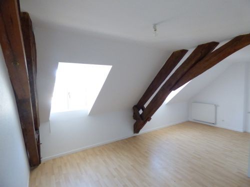 Location Appartement à la Chapelle-d'Angillon 3 pièces