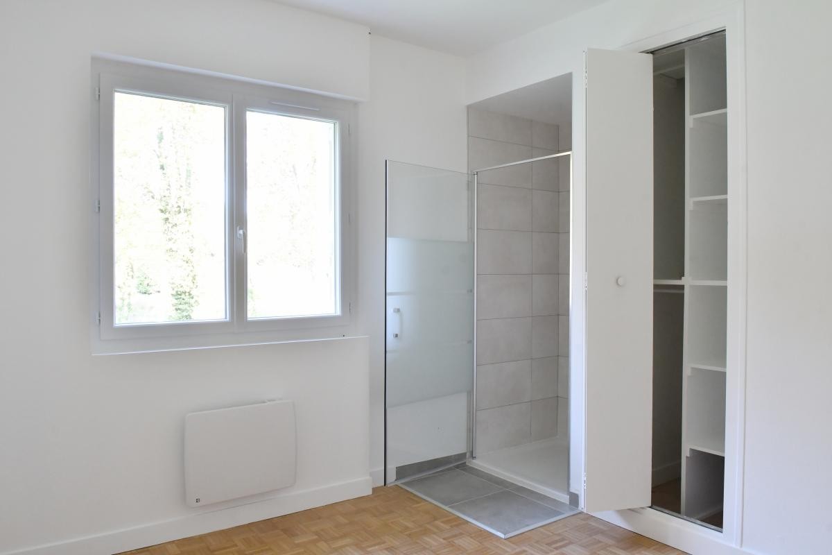 Location Appartement à Saint-Capraise-de-Lalinde 4 pièces