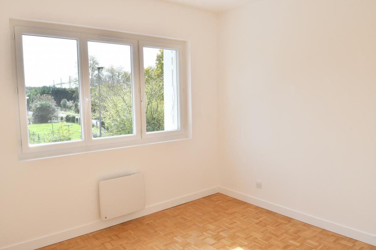 Location Appartement à Saint-Capraise-de-Lalinde 4 pièces