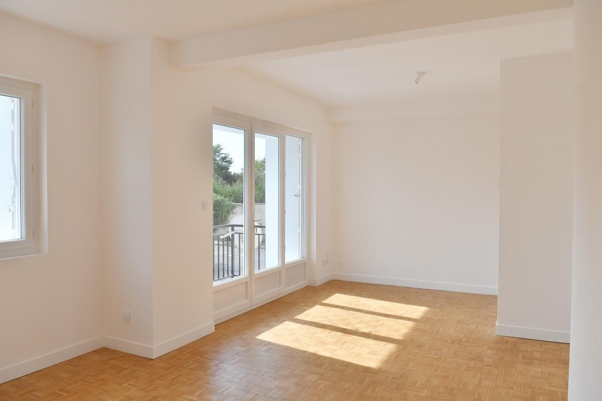 Location Appartement à Saint-Capraise-de-Lalinde 4 pièces