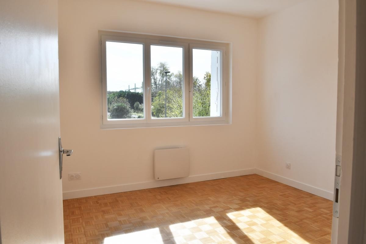 Location Appartement à Saint-Capraise-de-Lalinde 4 pièces