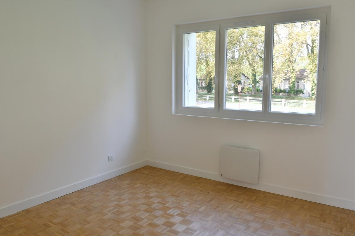 Location Appartement à Saint-Capraise-de-Lalinde 4 pièces