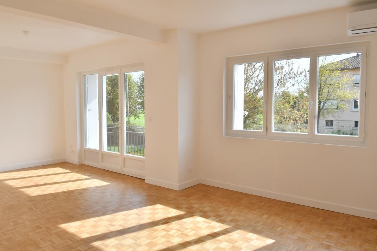 Location Appartement à Saint-Capraise-de-Lalinde 4 pièces