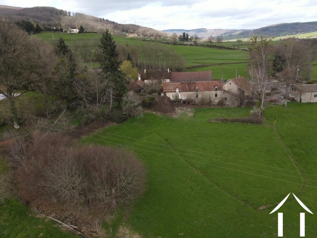 Vente Maison à Saint-Symphorien-de-Marmagne 6 pièces