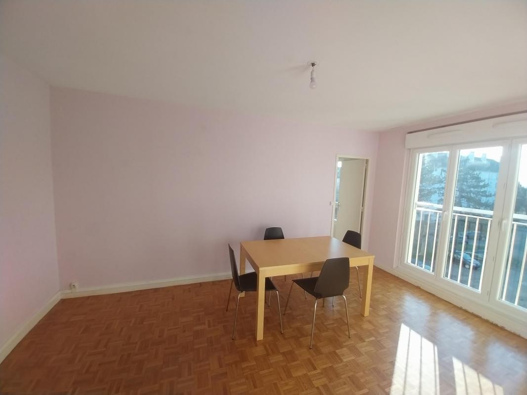 Location Appartement à Semur-en-Auxois 2 pièces