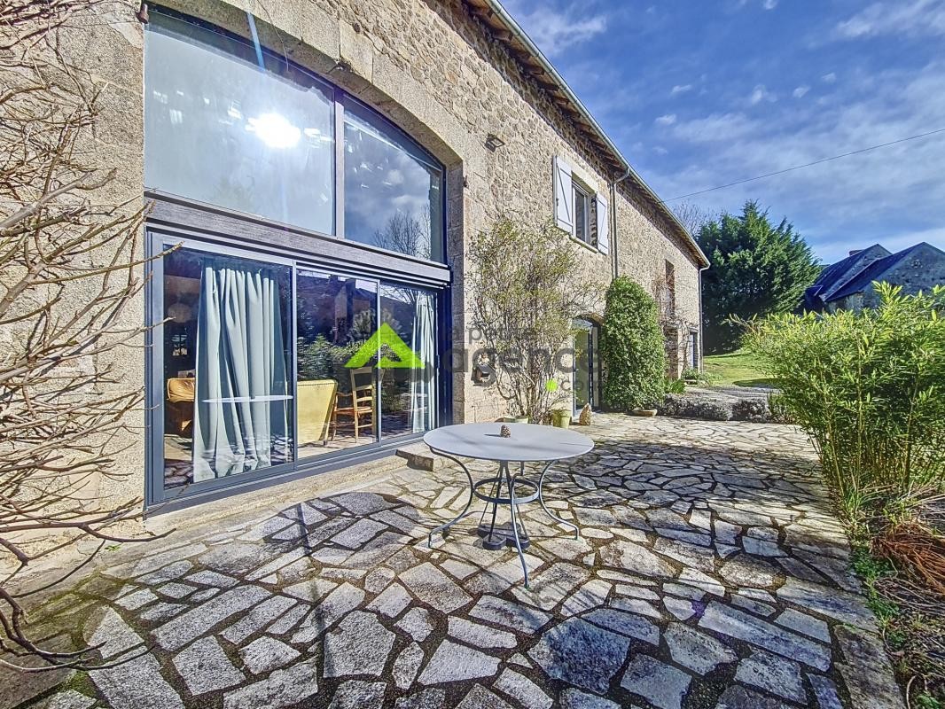 Vente Maison à Saint-Agnant-de-Versillat 10 pièces