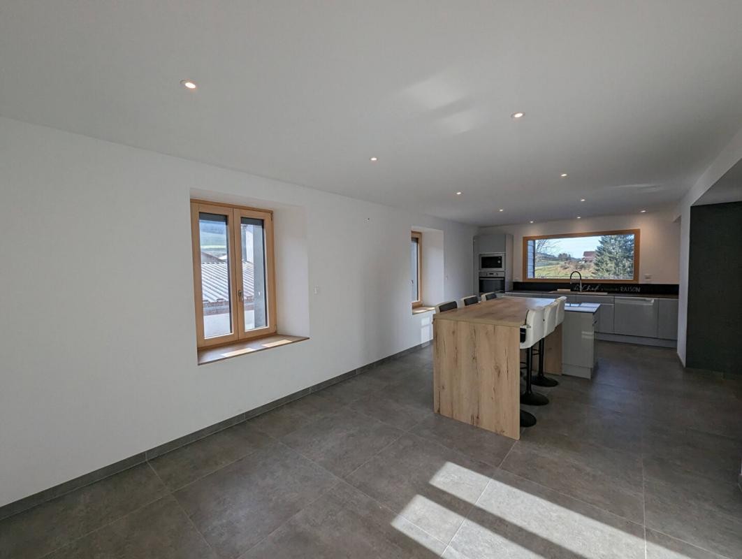 Vente Maison à Pontarlier 6 pièces