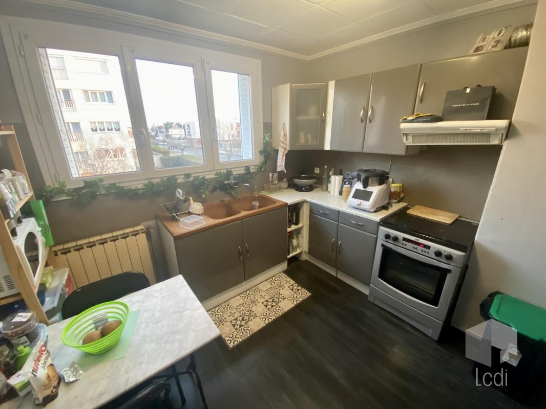 Vente Appartement à Bourg-lès-Valence 4 pièces