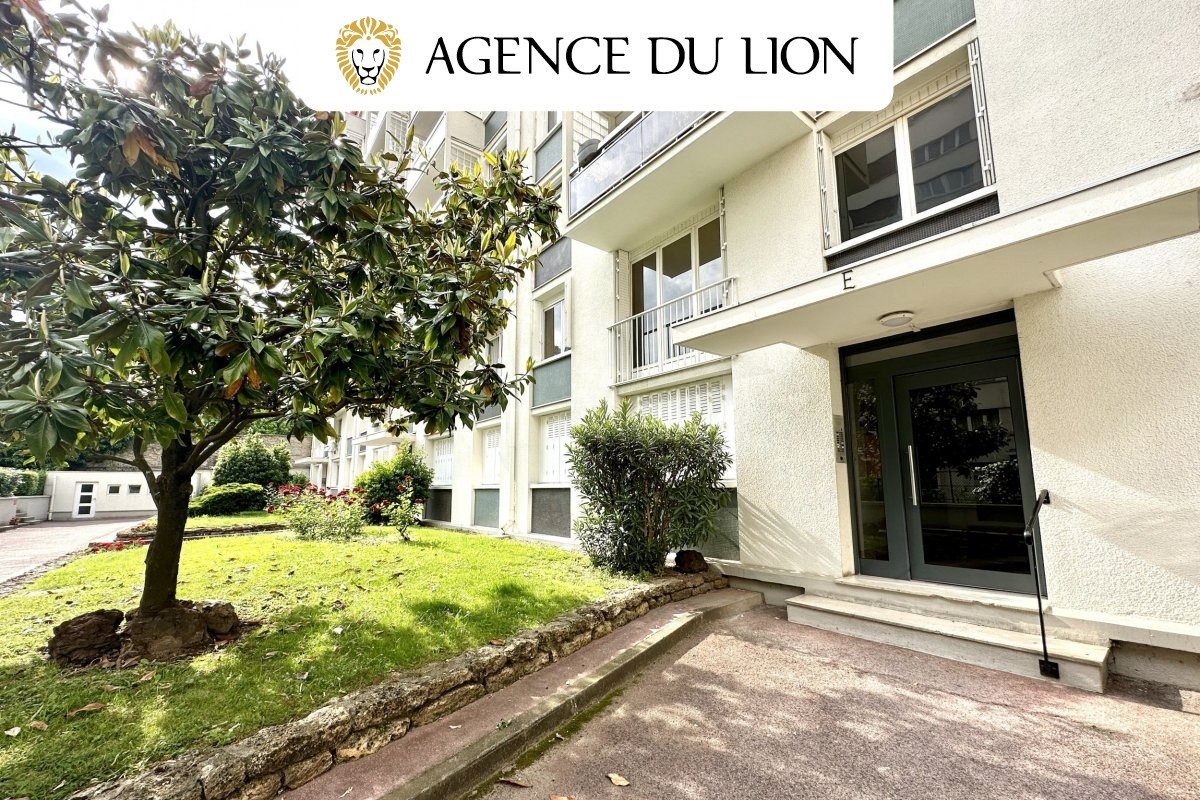 Vente Appartement à Paris Ménilmontant 20e arrondissement 5 pièces