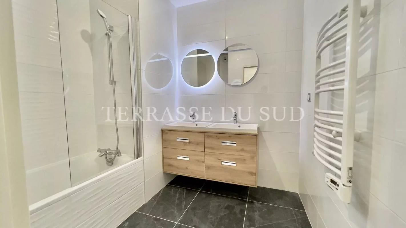 Vente Appartement à Marseille 8e arrondissement 4 pièces