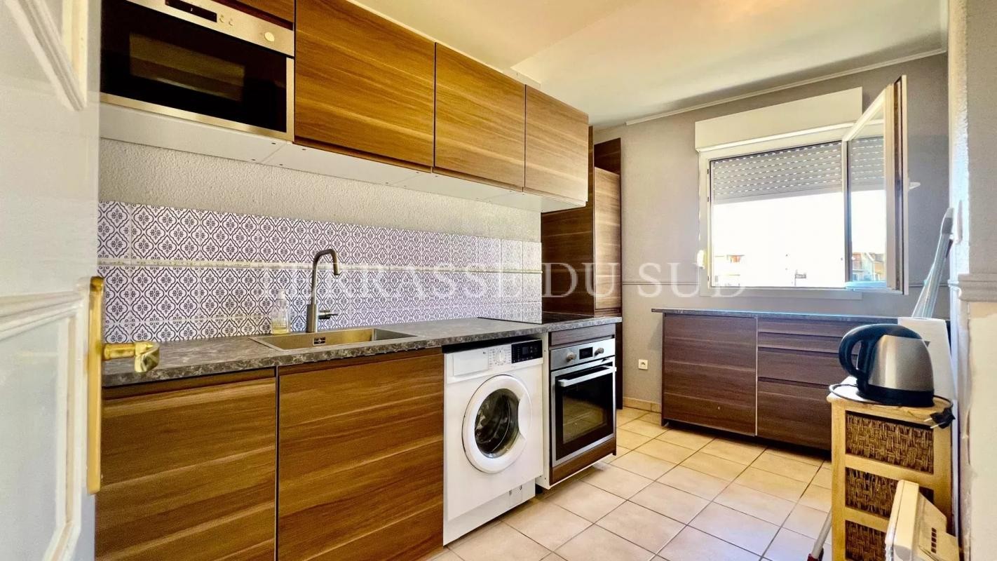 Vente Appartement à Marseille 8e arrondissement 4 pièces