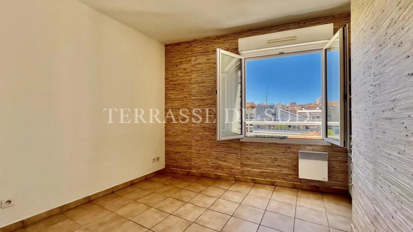 Vente Appartement à Marseille 8e arrondissement 4 pièces