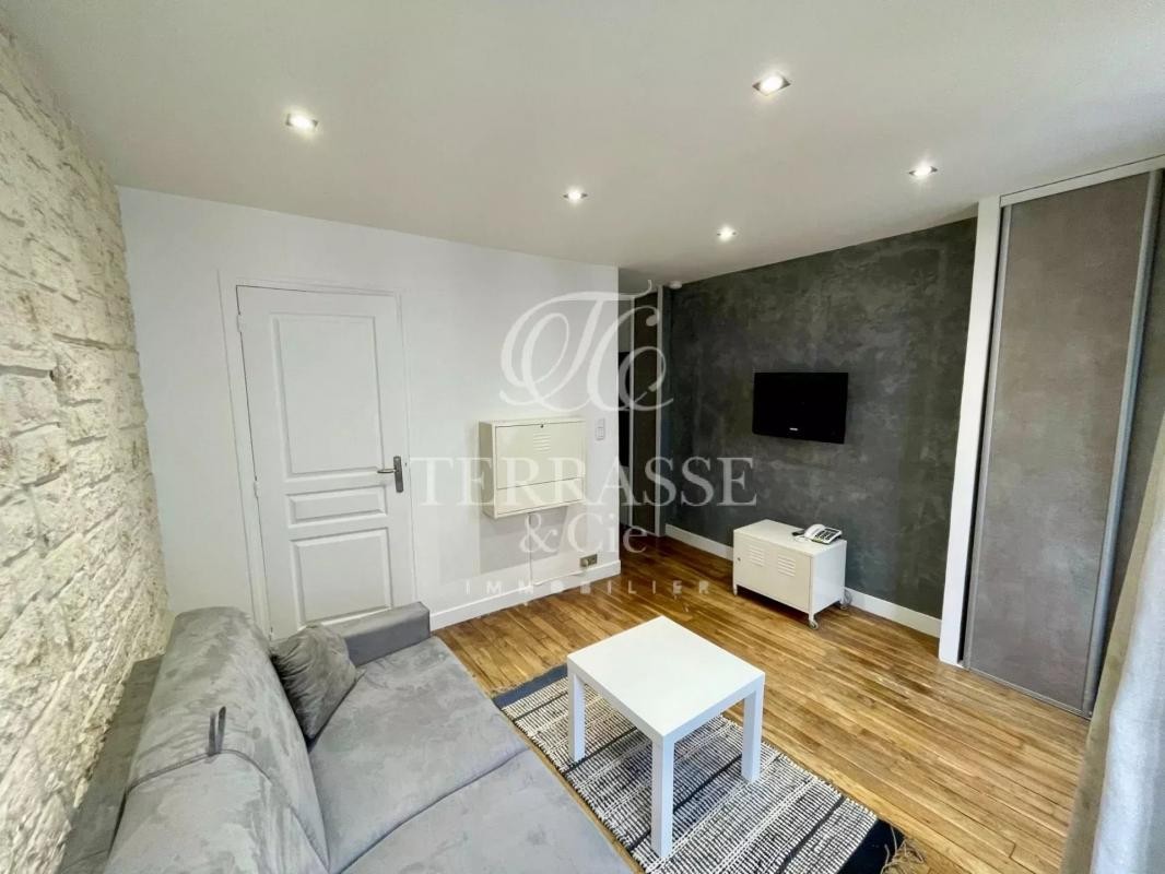 Vente Appartement à Paris Entrepôt 10e arrondissement 1 pièce