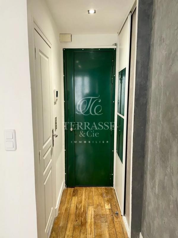 Vente Appartement à Paris Entrepôt 10e arrondissement 1 pièce