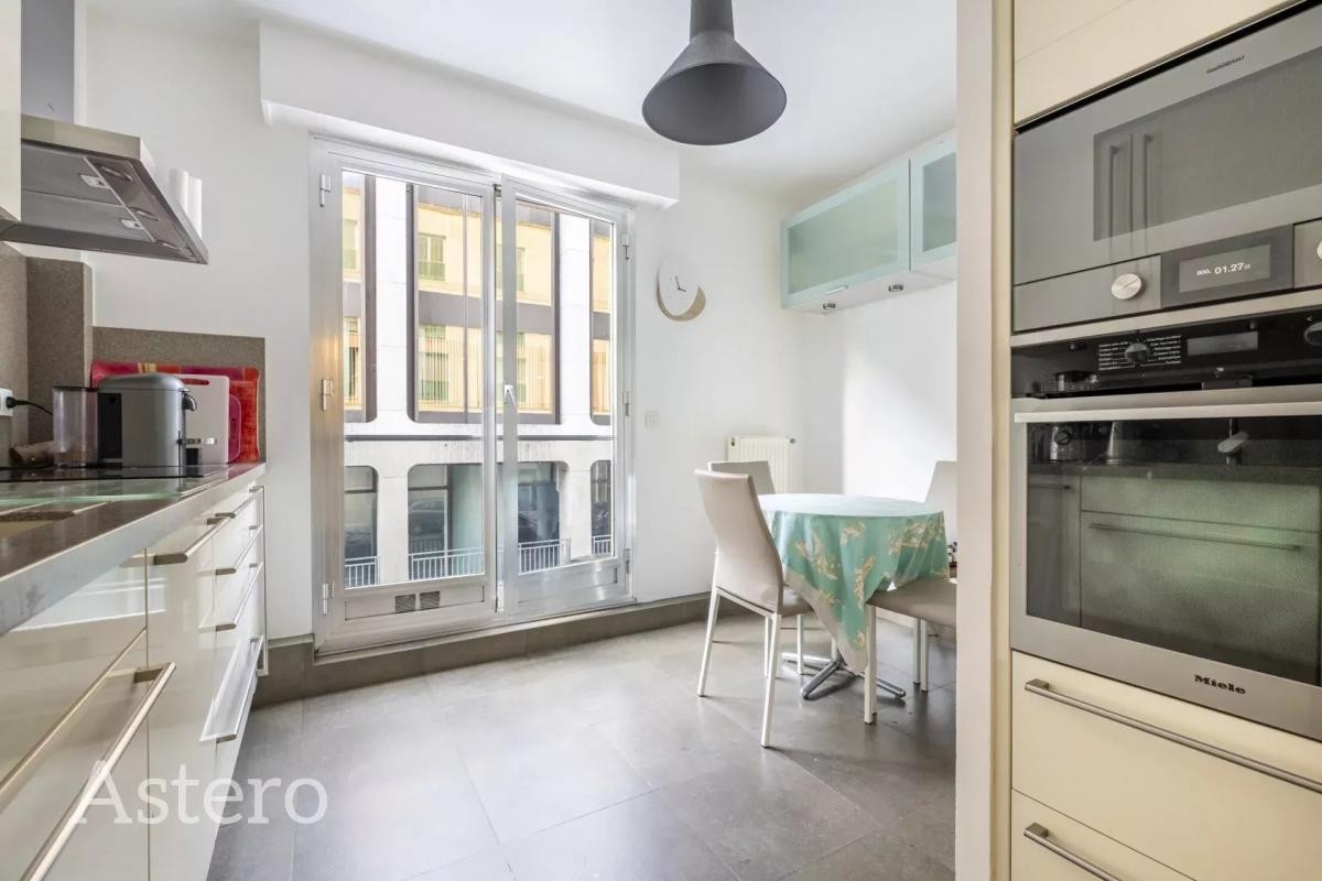 Vente Appartement à Paris Passy 16e arrondissement 6 pièces