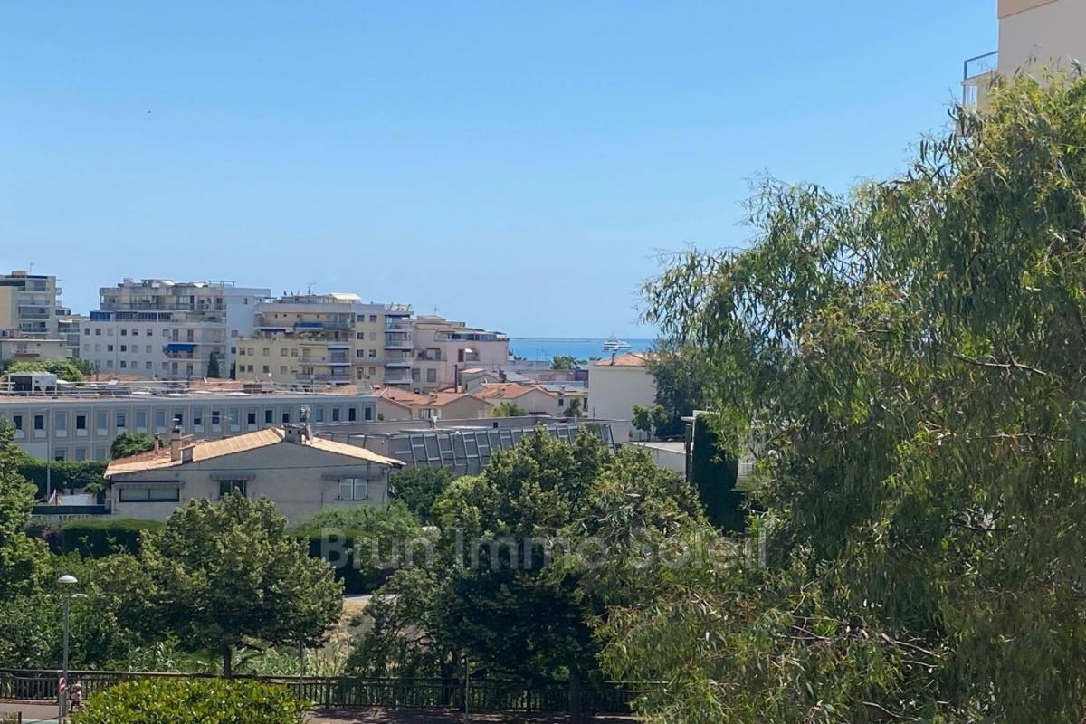 Vente Appartement à Cagnes-sur-Mer 5 pièces