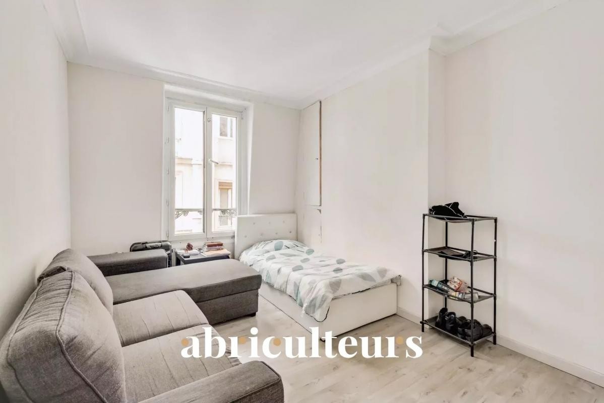 Vente Appartement à Paris Butte-Montmartre 18e arrondissement 2 pièces