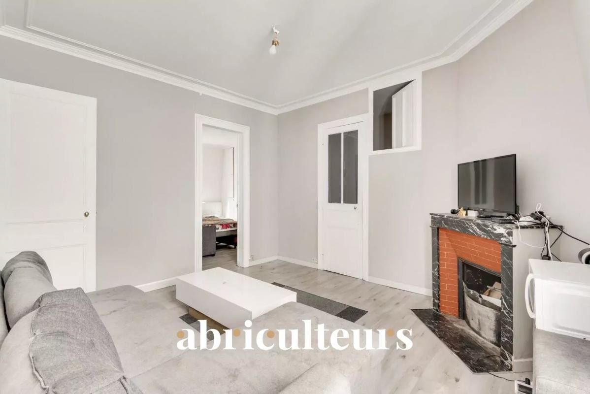 Vente Appartement à Paris Butte-Montmartre 18e arrondissement 2 pièces