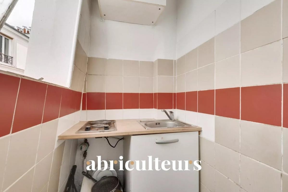 Vente Appartement à Paris Butte-Montmartre 18e arrondissement 2 pièces