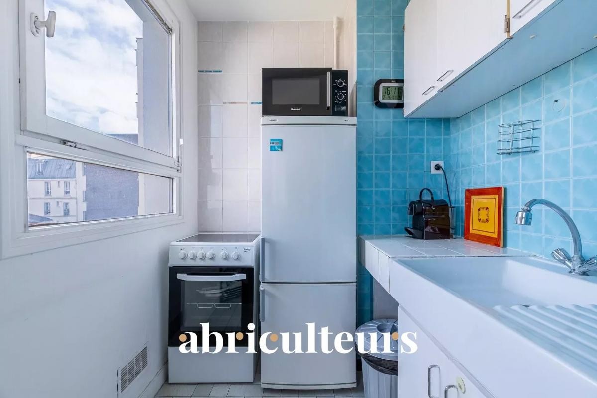 Vente Appartement à Paris Butte-Montmartre 18e arrondissement 1 pièce