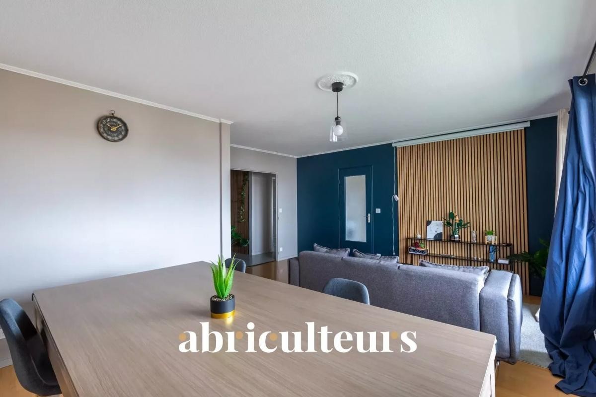 Vente Appartement à Lyon 8e arrondissement 4 pièces