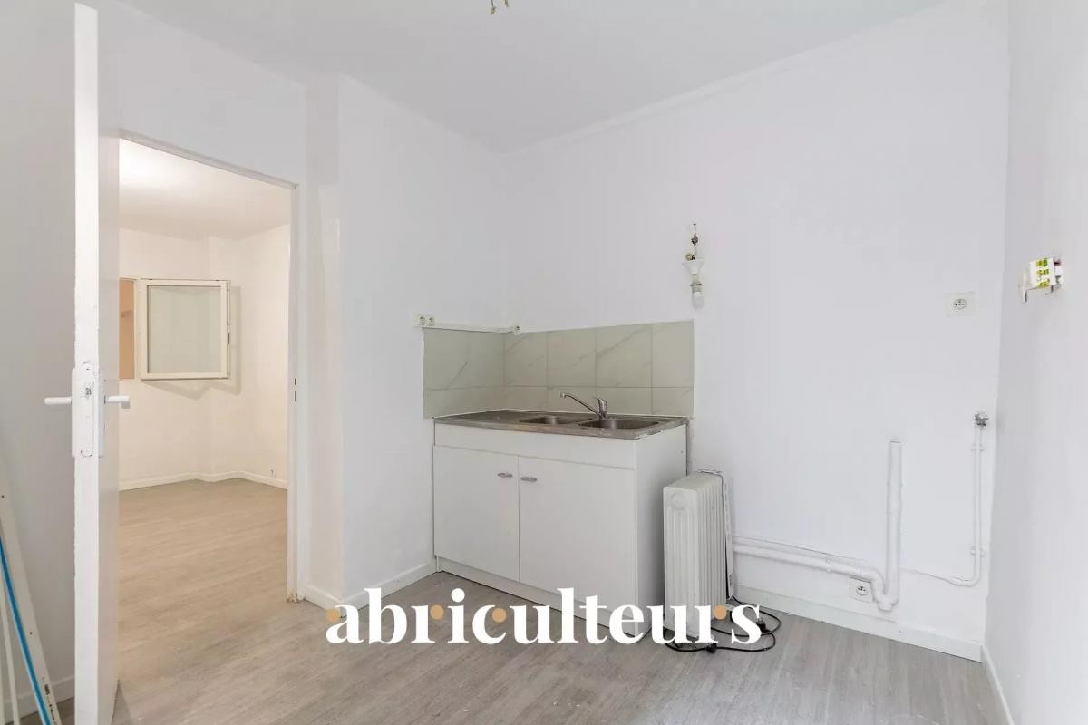 Vente Appartement à Paris Ménilmontant 20e arrondissement 3 pièces