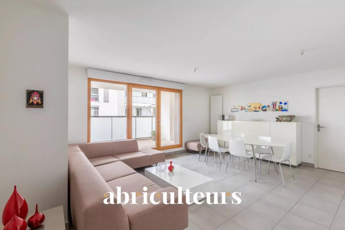 Vente Appartement à Lyon 8e arrondissement 4 pièces