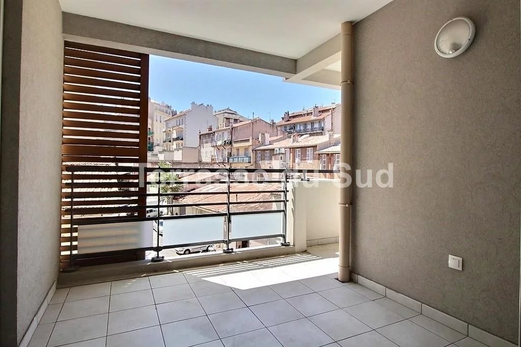 Vente Appartement à Marseille 6e arrondissement 3 pièces